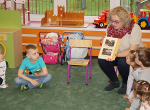 O sprawach ważnych... czyli gość w grupie VII